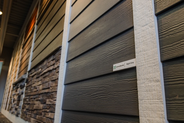 Lincoln Exteriors - James Hardie 11 James Hardie Siding Lincoln Exteriors night grey